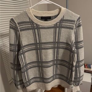 Banana Republic Cream and Gray Plaid Women's Sweater